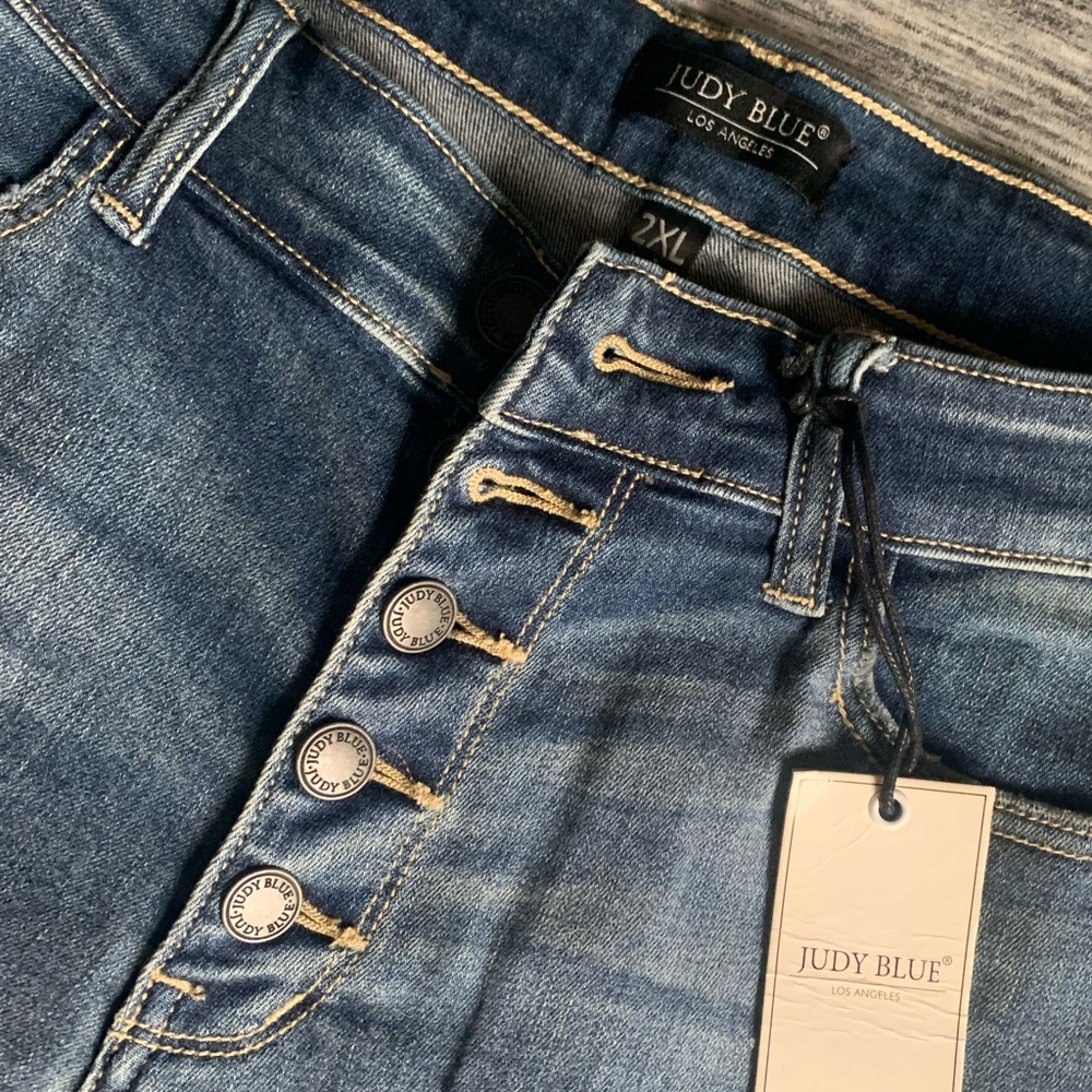 New with tags Judy Blue high waisted shorts
